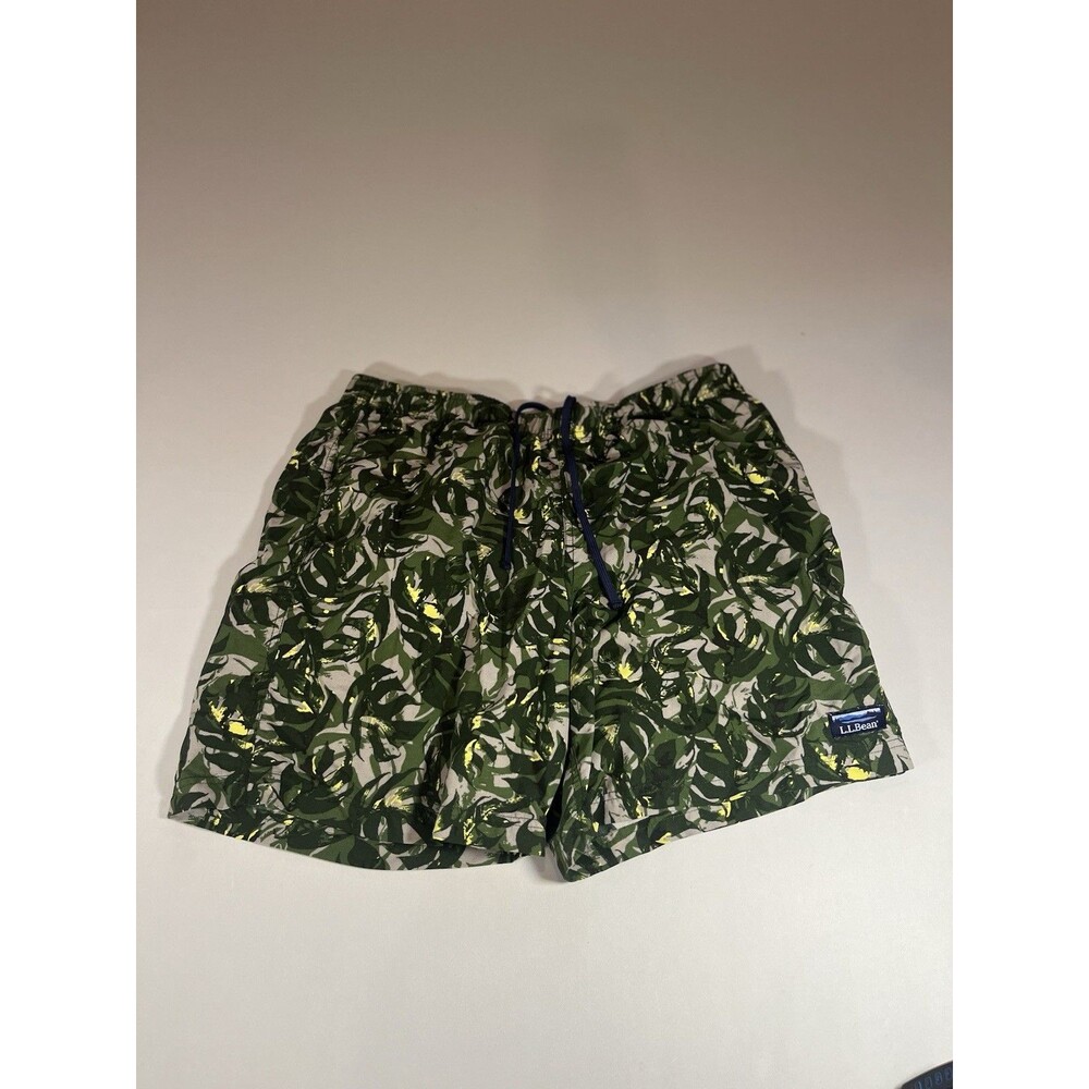 L.L.Bean Men’s Swim Trunks Size L Green Camo Leaf Print Mesh Lined Drawstring - Picture 3 of 16